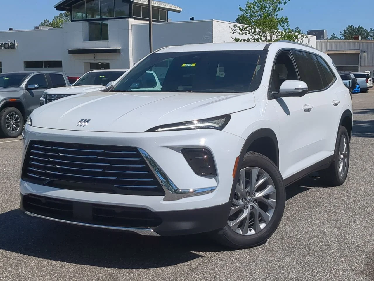 2026 Buick Enclave Preferred's photo