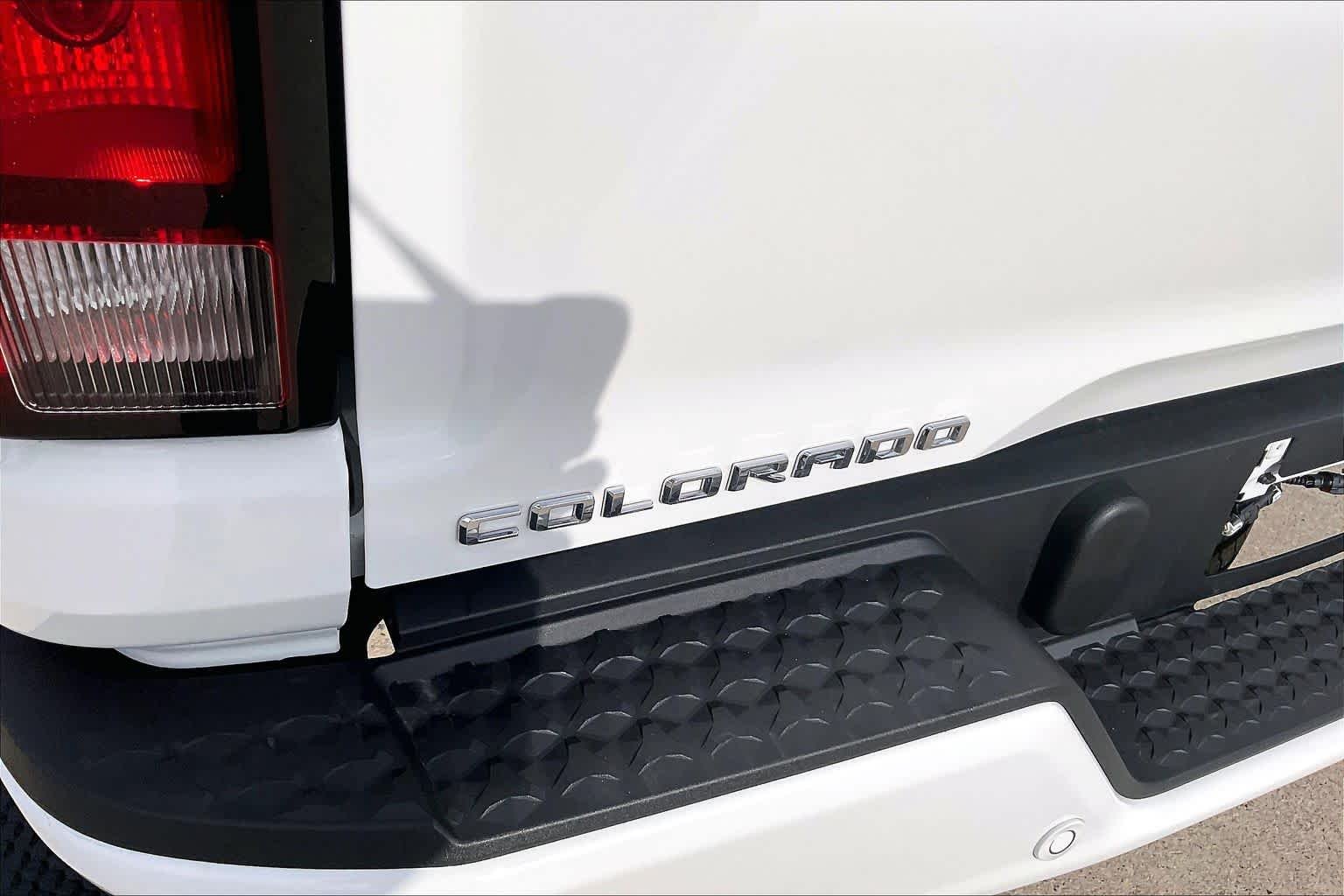 Used 2024 Summit White Chevrolet 2WD LT image 29