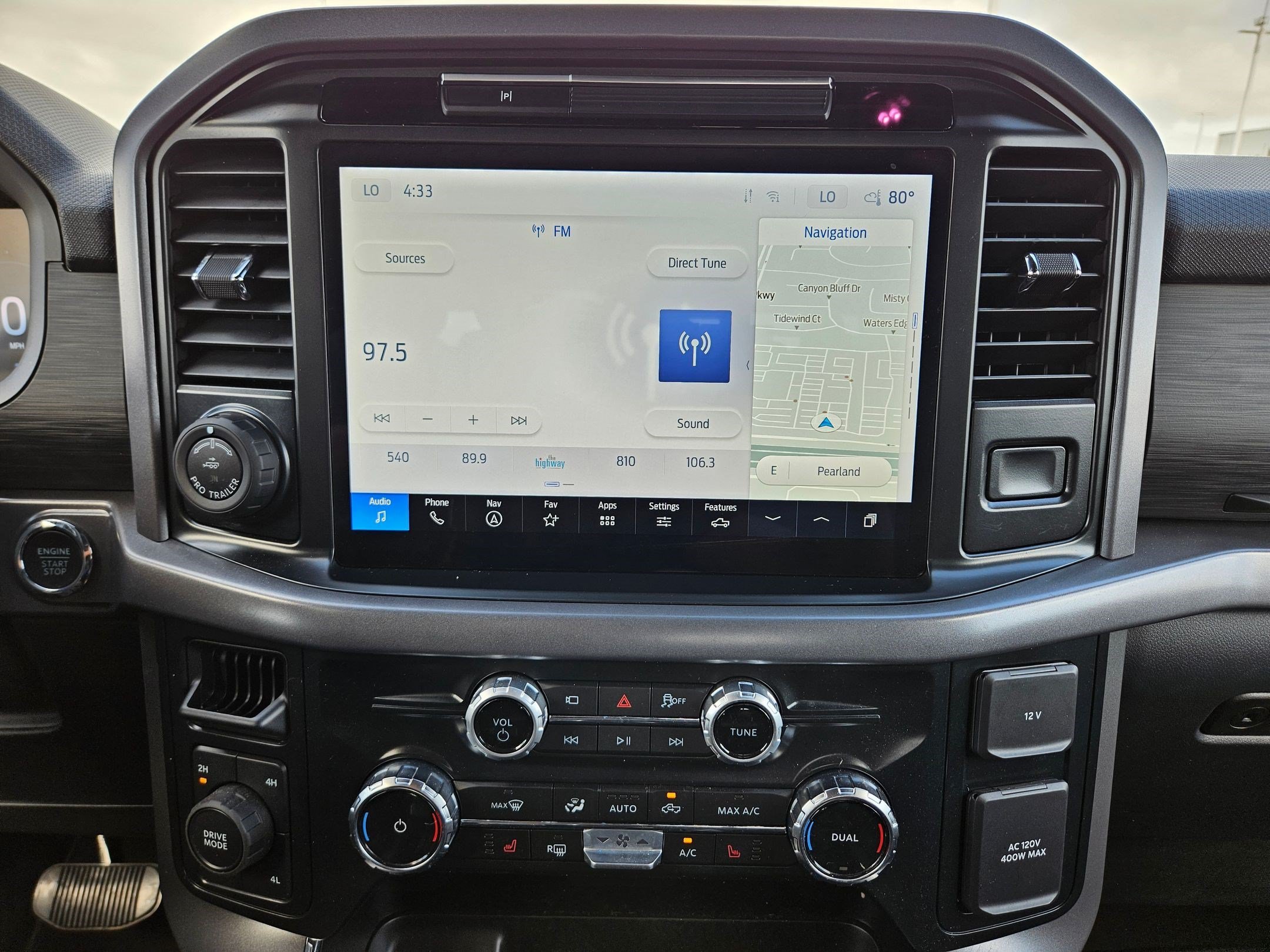Used 2025 Blue Ford XLT image 23