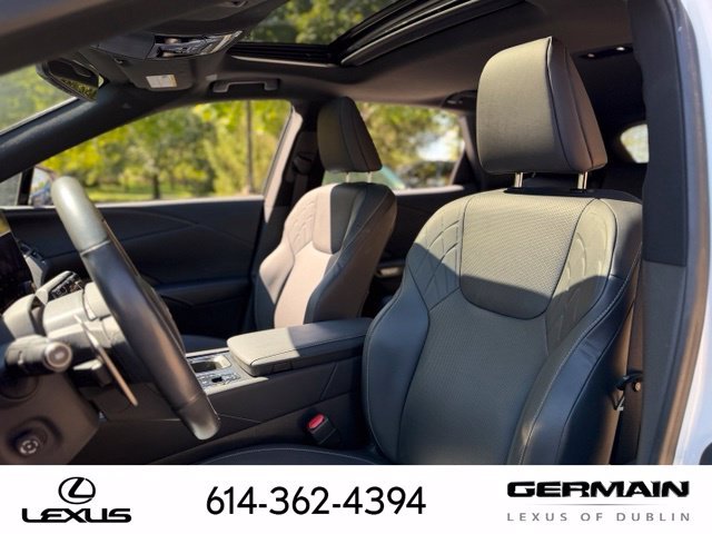 Used 2024 White Lexus 350 Premium image 11