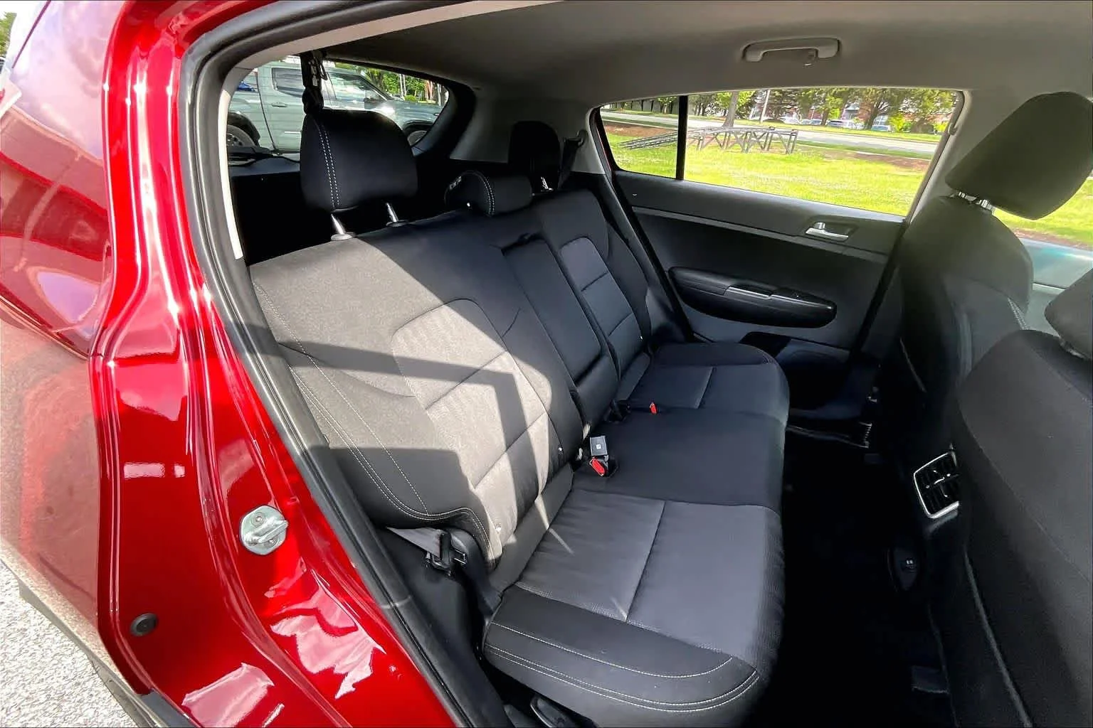 Used 2022 Hyper Red Kia LX image 20