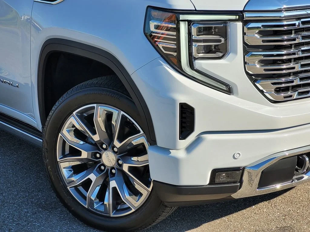 New 2026 Glacier White Tricoat GMC Denali image 6