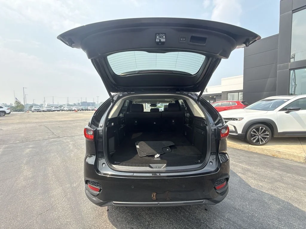 Used 2025 Black Mazda 3.3 Turbo Preferred image 25