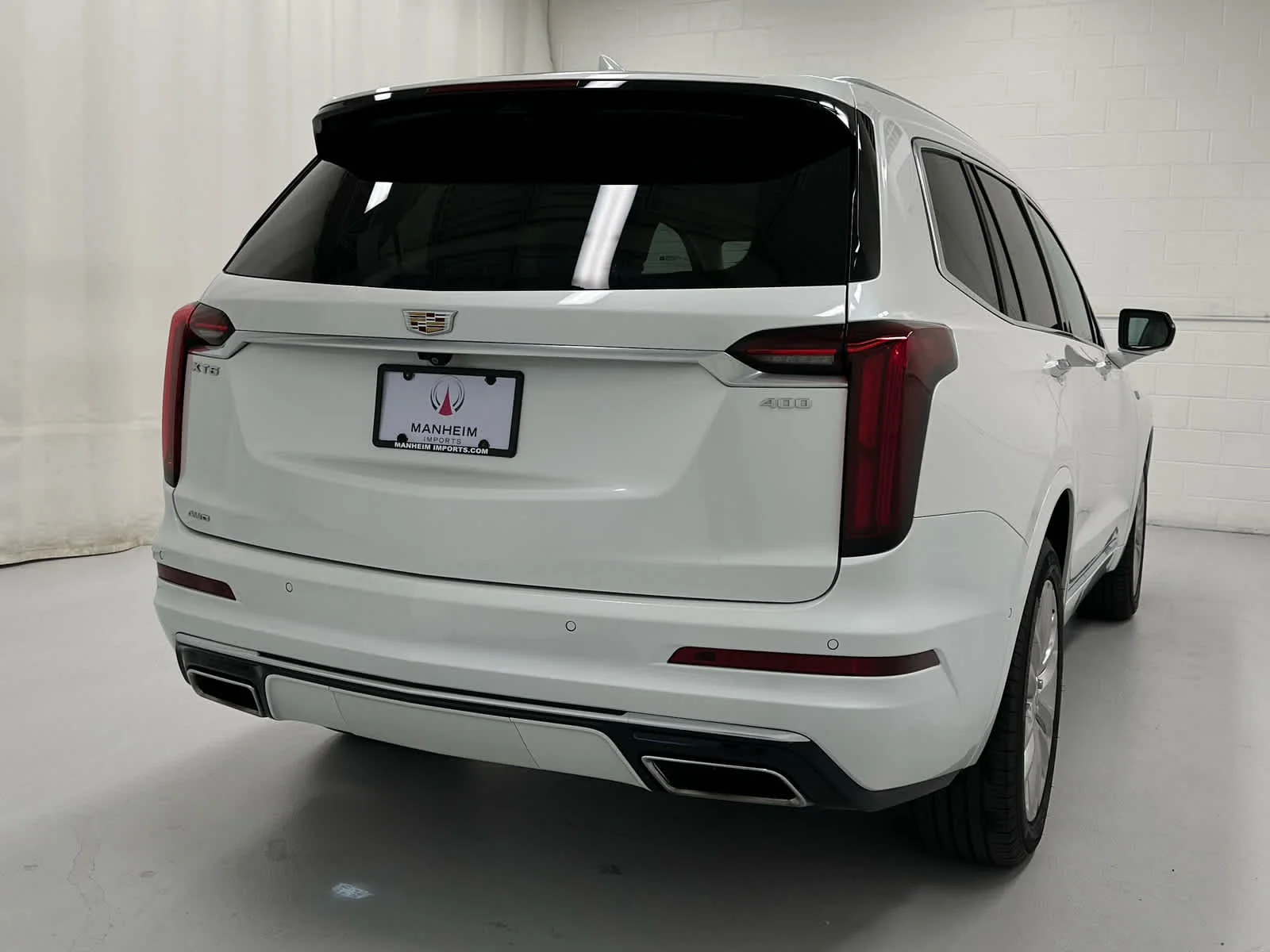 Used 2023 Crystal White Tricoat Cadillac AWD Premium Luxury image 6