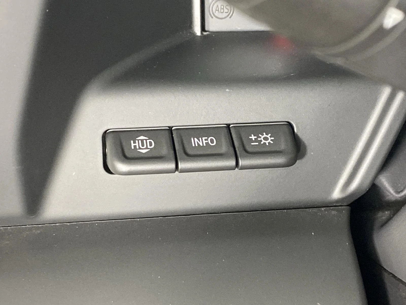 Used 2024 Sterling Metallic GMC AT4X image 31