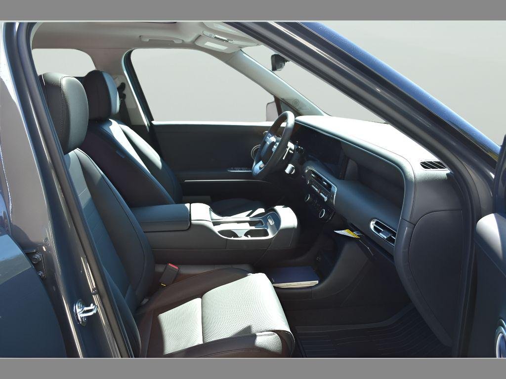 New 2026 Ecotronic Gray Pearl Hyundai Limited FWD image 15