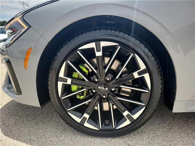 Used 2026 Steel Matte Gray KIA GT Front-Wheel Drive image 9