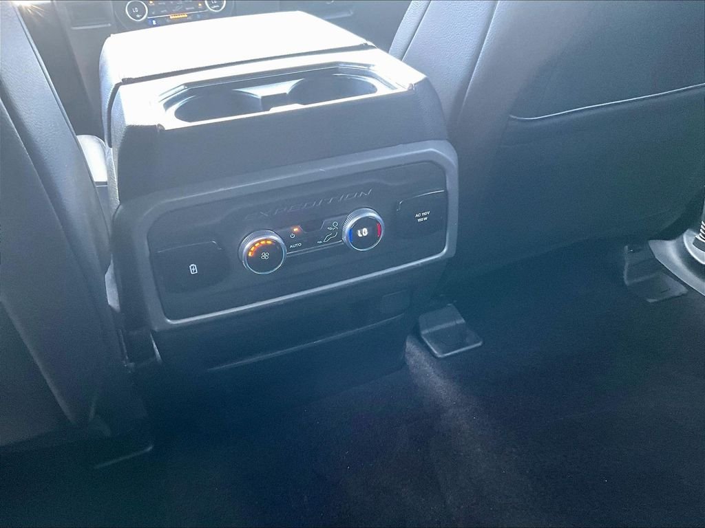 Used 2021 Black Ford XLT image 11