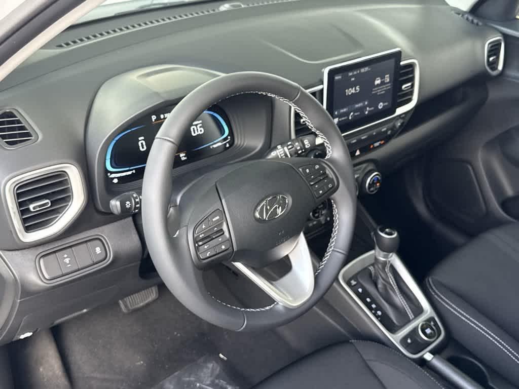 2026 Hyundai Venue SEL - Photo 13
