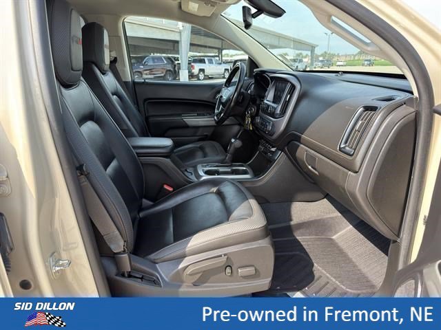 Used 2021 Desert Sand Metallic GMC 4WD AT4 w/Leather image 15