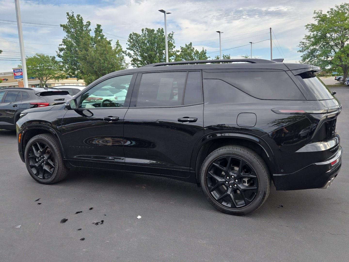 Used 2024 Mosaic Black Metallic Chevrolet AWD RS image 3