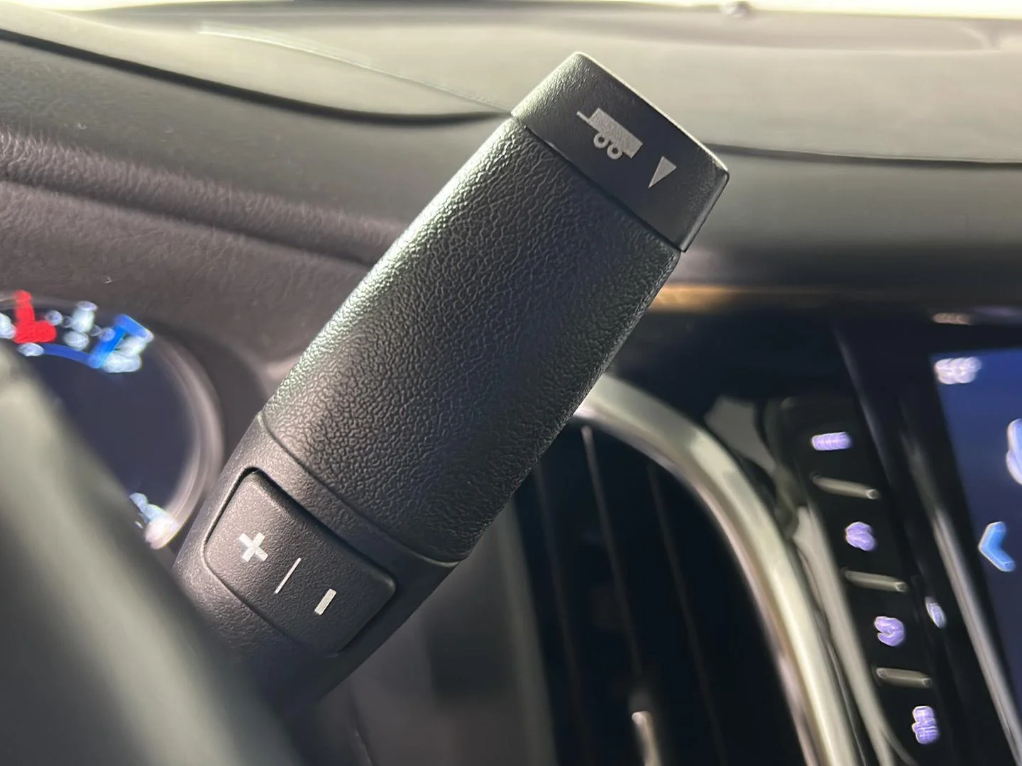 Used 2020 Shadow Metallic Cadillac Premium Luxury image 34