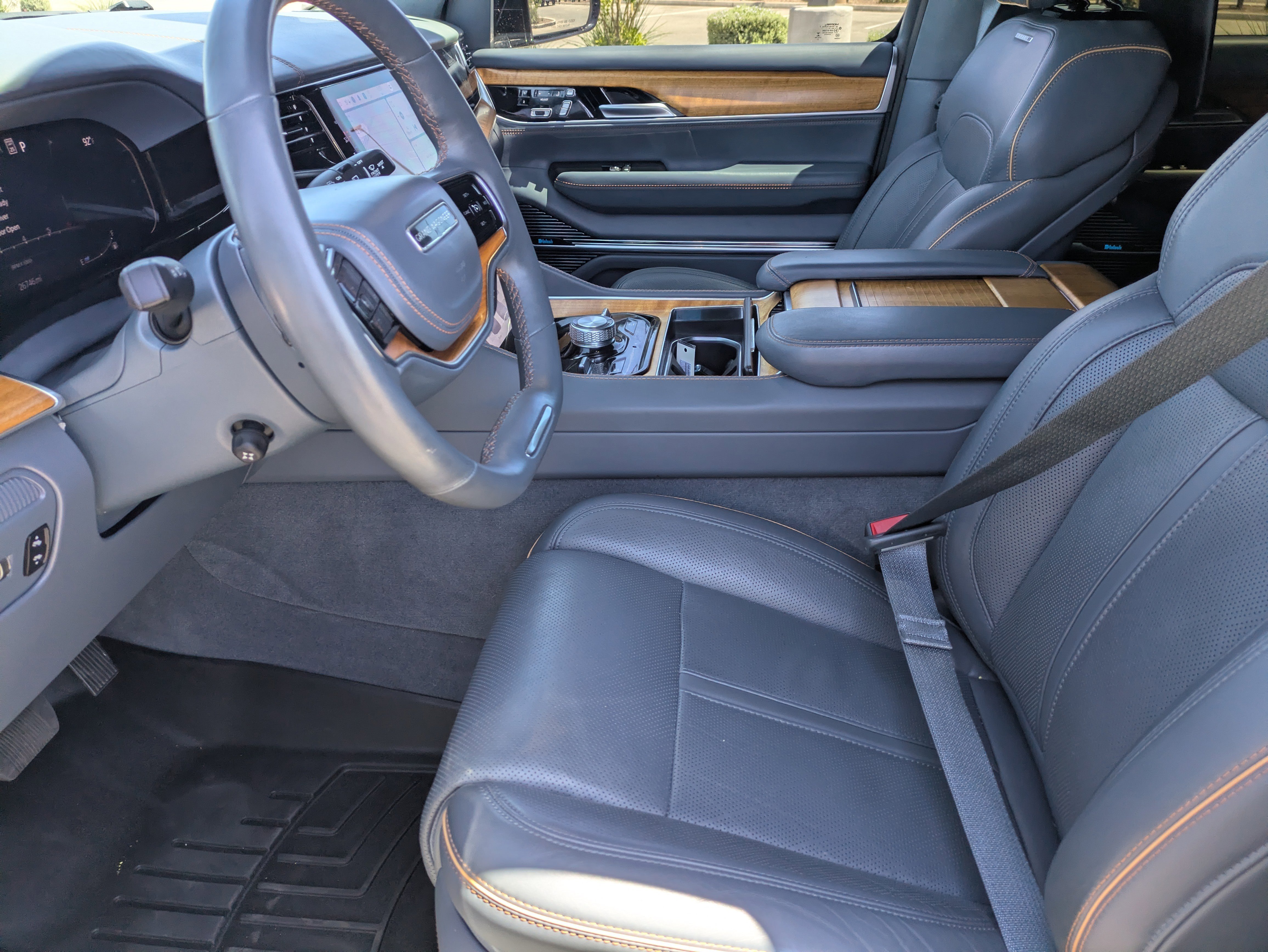 Used 2023 Baltic Gray Metallic Clearcoat Jeep Series II image 26