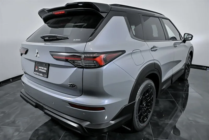 2025 Mitsubishi Outlander Trail Edition - Photo 8