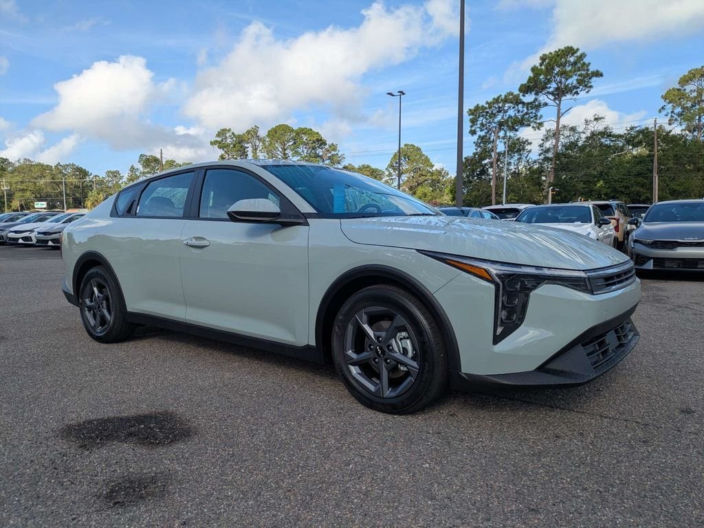 New 2026 Morning Haze Kia LXS image 1
