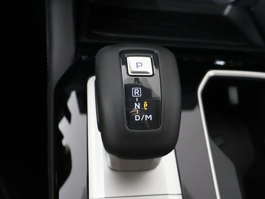 2025 Mitsubishi Outlander SE - Photo 53