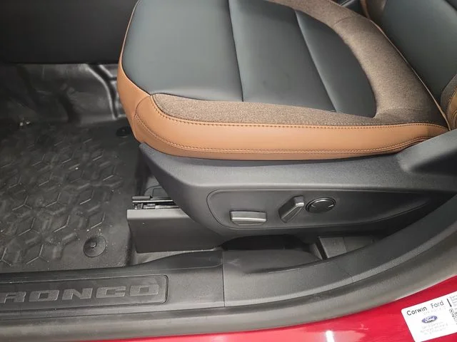 New 2026 Ruby Red Metallic Tinted Clearcoat Ford Outer Banks® image 38