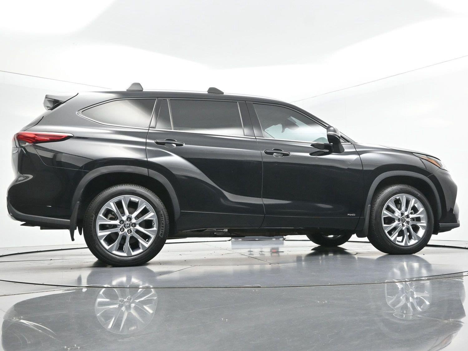 Used 2023 Midnight Black Metallic Toyota Limited image 60