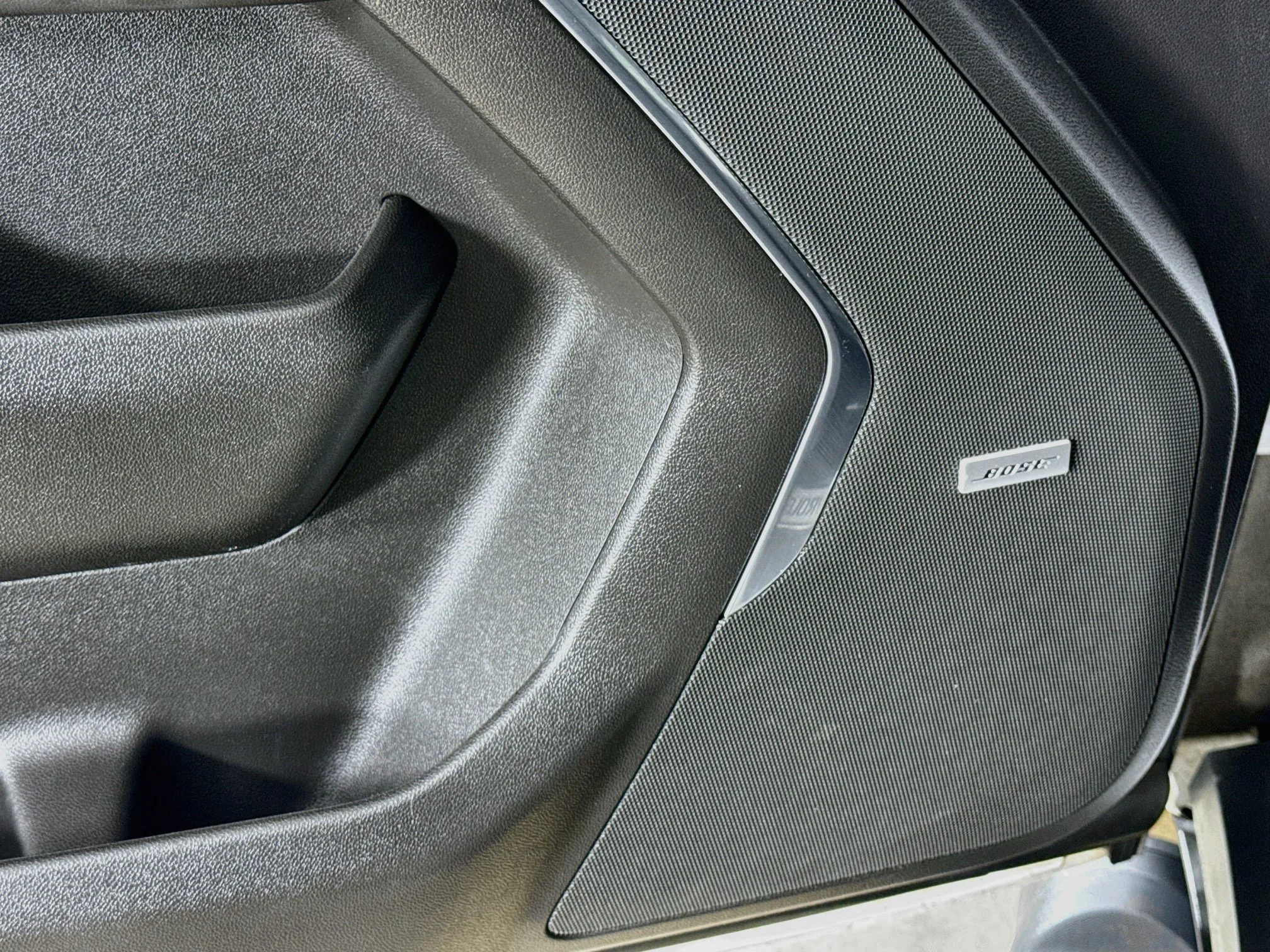 Used 2021 SUMMIT WHITE Chevrolet Z71 image 20