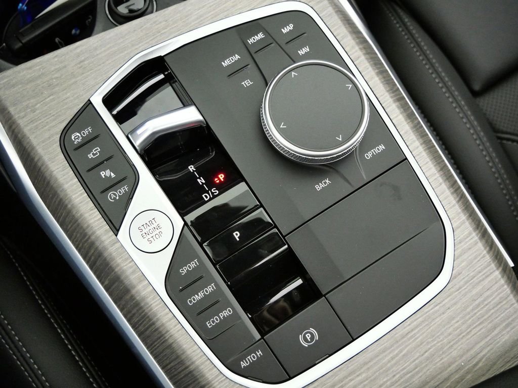 2026 BMW 3 Series 330i - Photo 47