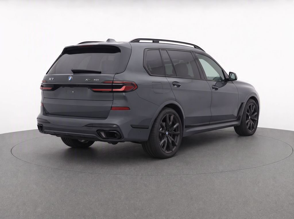 Used 2024 Gray Metallic BMW xDrive40i image 3