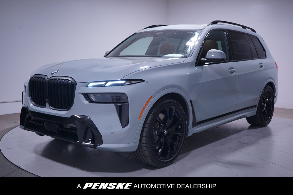 Used 2026 Gray Metallic BMW xDrive40i image 1
