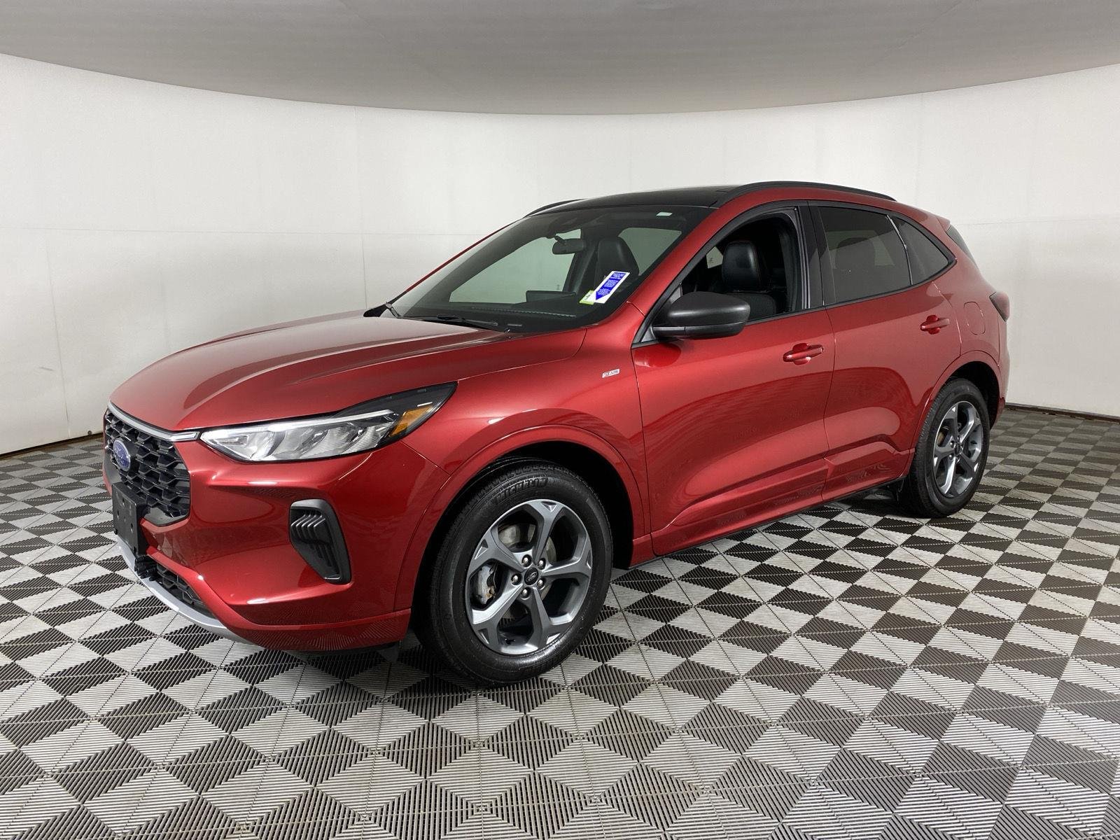 Used 2024 Rapid Red Metallic Tinted Clearcoat Ford ST-Line image 6