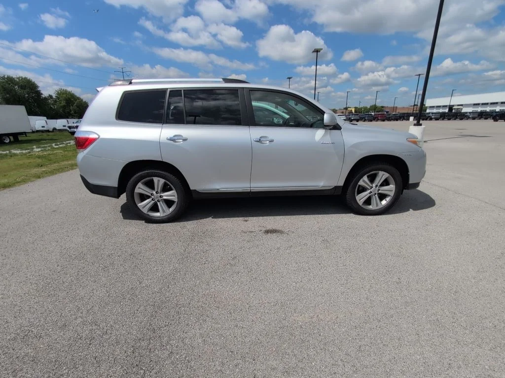 Used 2013 Toyota Highlander Limited with VIN 5TDDK3EH0DS194916 for sale in Clarksville, IN