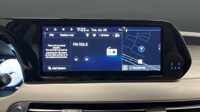 Used 2025 Hyper White Hyundai Calligraphy image 34