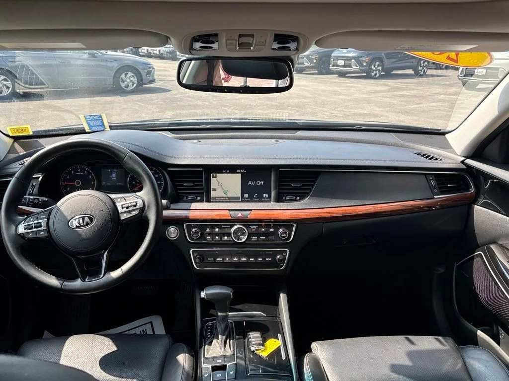 Used 2019 Gray Kia Technology image 23