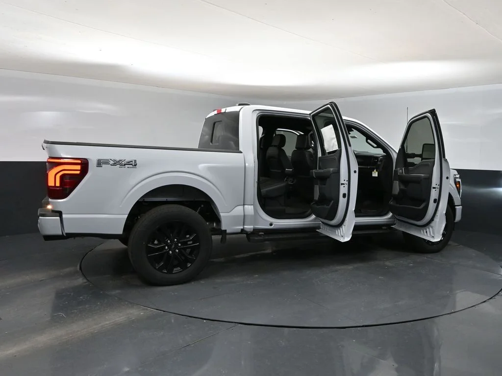 New 2025 White Ford Lariat image 36