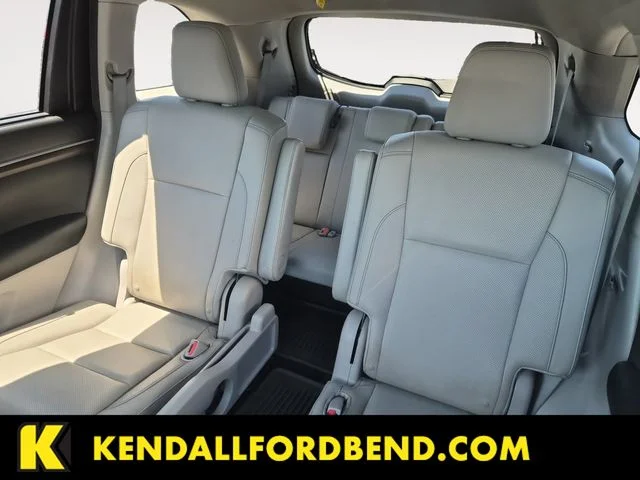 Used 2014 Silver Toyota Limited image 13