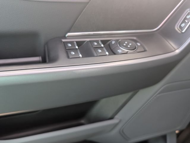 2025 Ford F-150 XLT - Photo 16