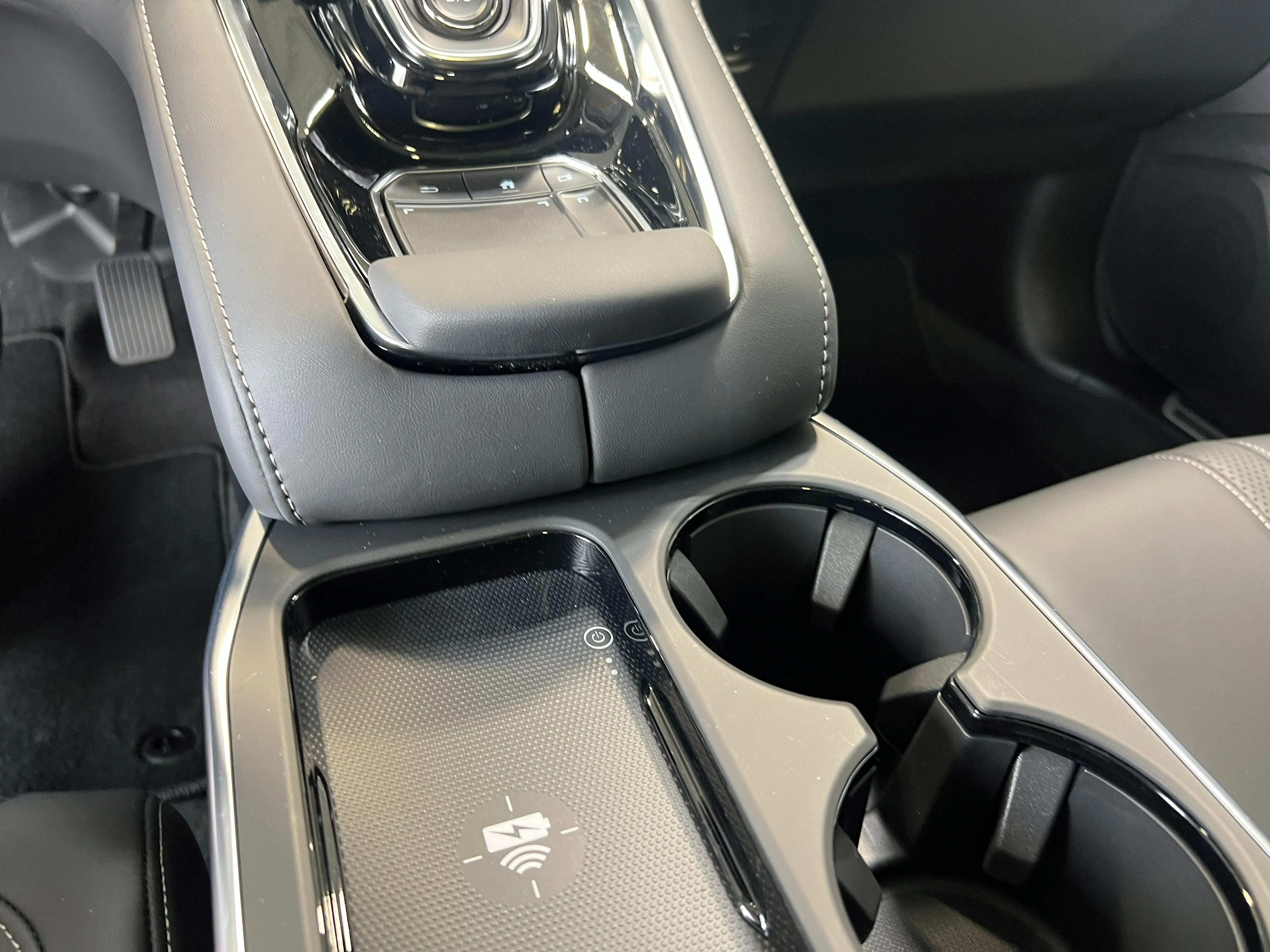 New 2026 Majestic Black Pearl Acura w/Technology Package image 23