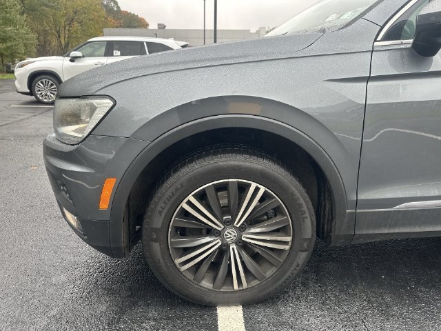 Used 2018  Volkswagen  image 25