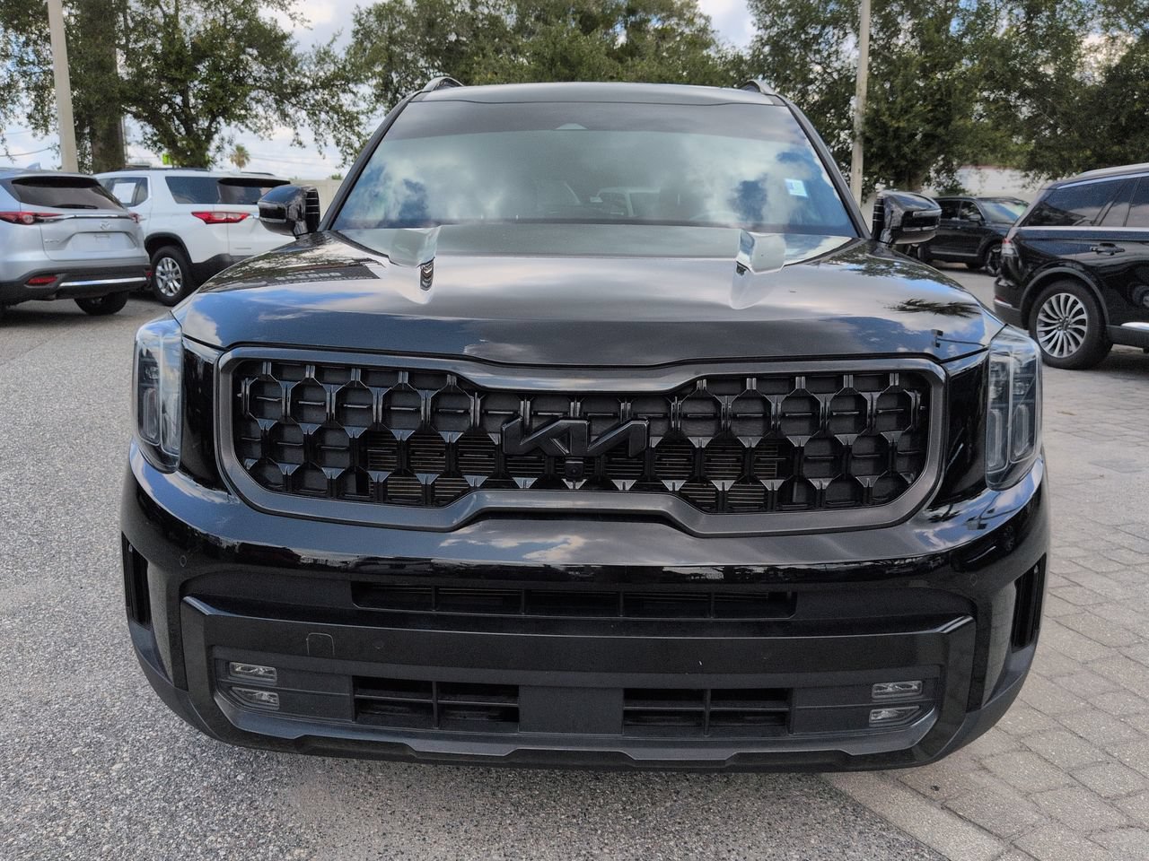 Certified Used 2023 Ebony Black Kia SX X-Line image 10