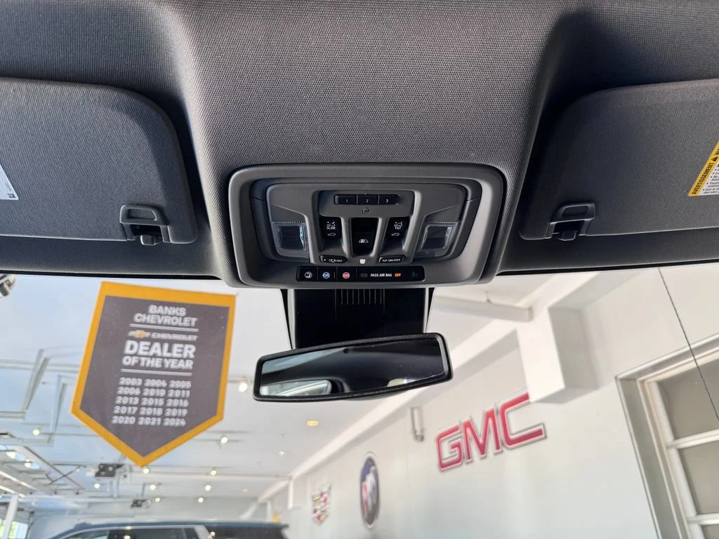 2023 GMC Sierra 1500 SLT - Photo 29