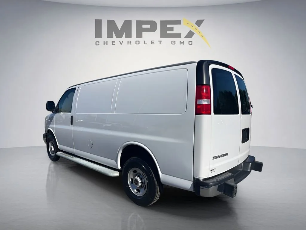 Used 2023 Summit White GMC Work Van image 3