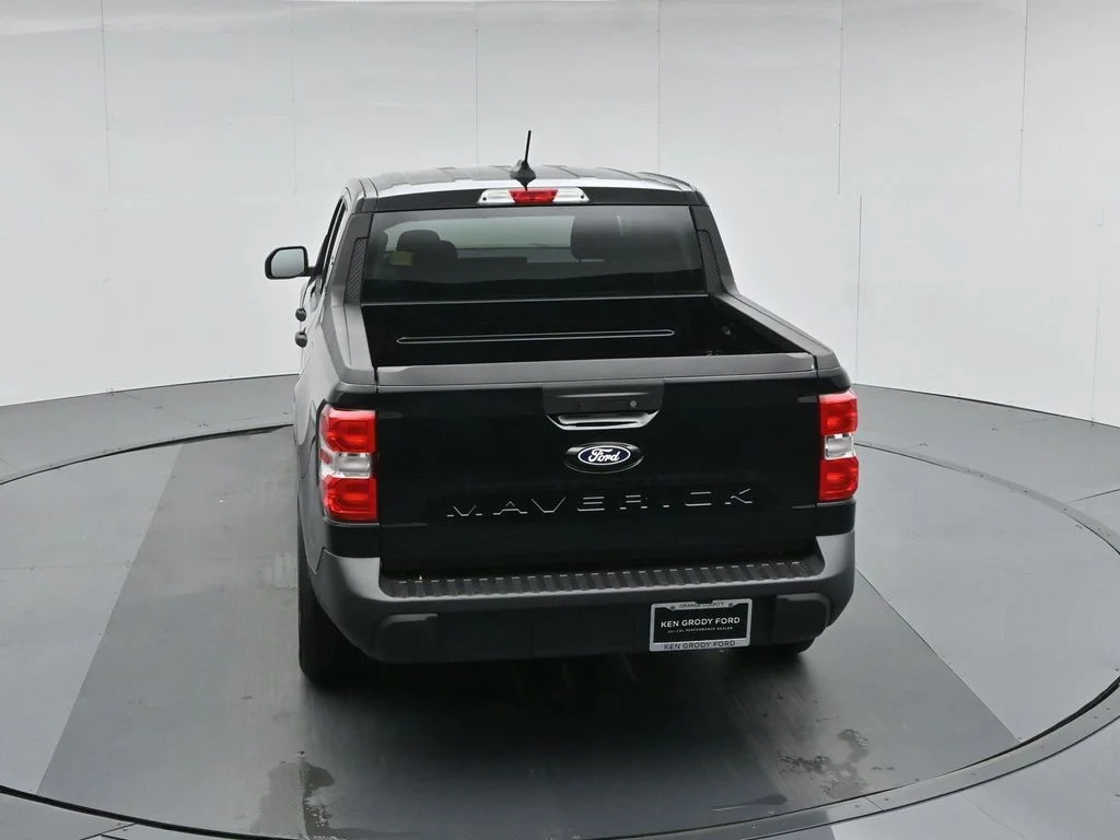 New 2026 Shadow Black Ford XL image 33