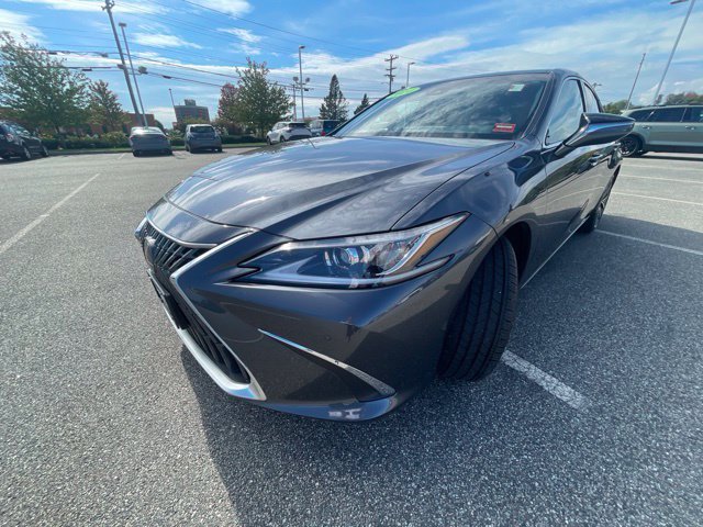 Used 2024 Gray Lexus 350 image 3