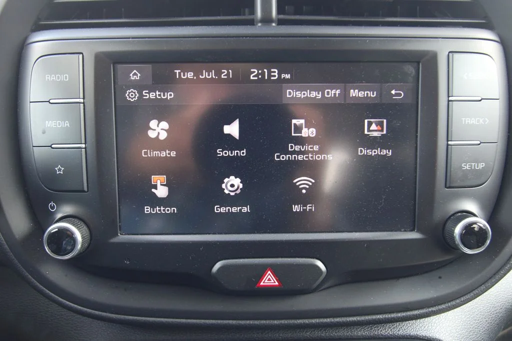 Used 2023 Orange Kia LX image 29