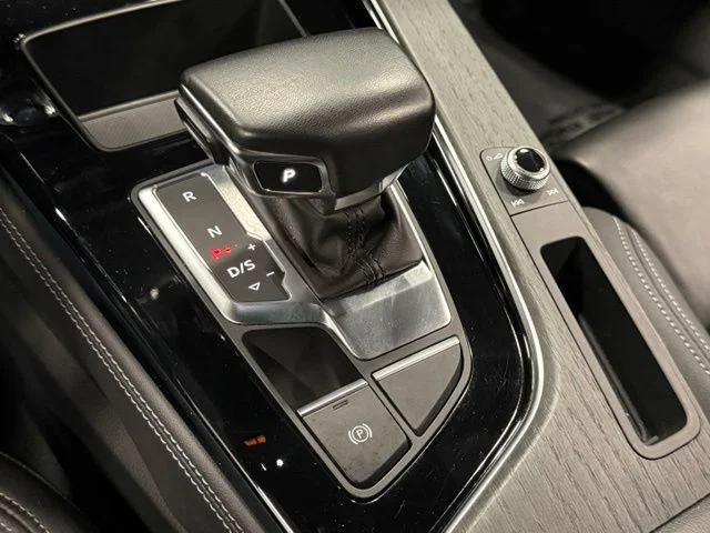 Used 2024  Audi 45 S line Premium Plus image 30