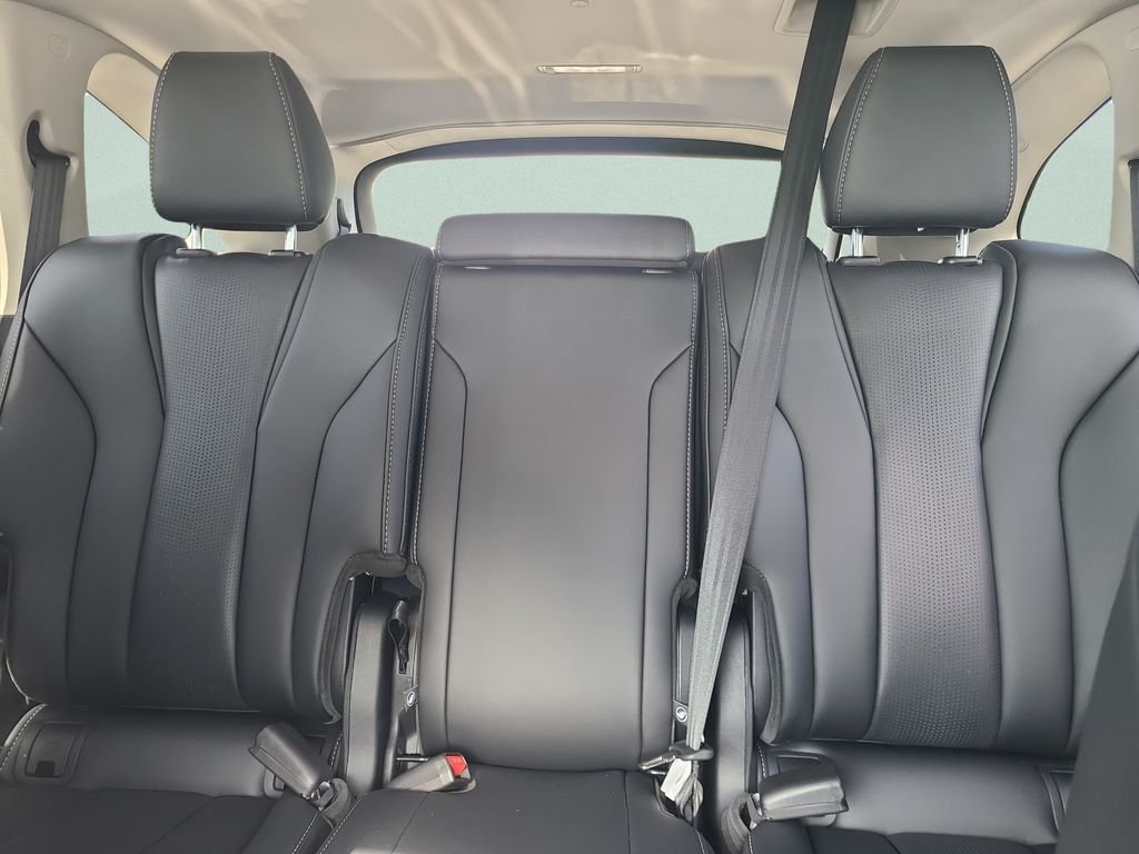 New 2026 Majestic Black Pearl Acura Technology Package image 10