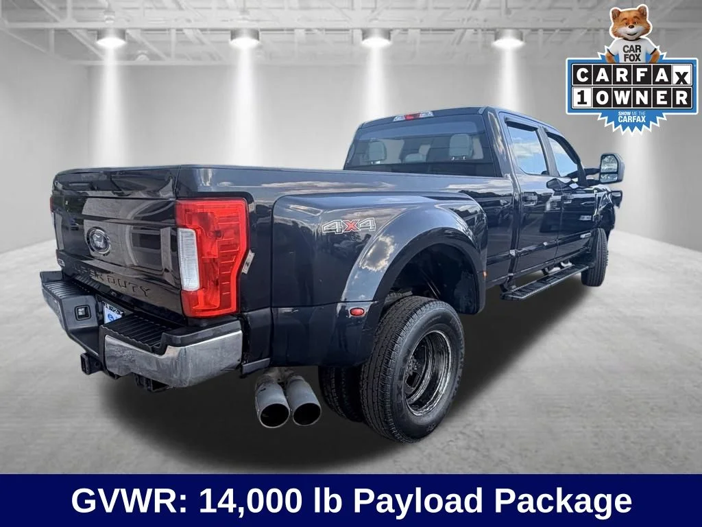 Used 2017 Shadow Black Ford XL image 4