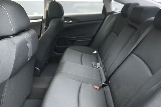 Used 2019 White Honda EX image 18