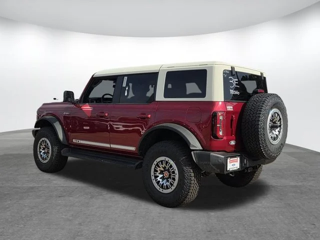 New 2026 Ruby Red Metallic Tinted Clearcoat Ford Outer Banks® image 24