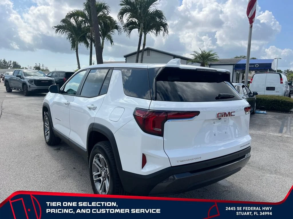 New 2027 Summit White GMC FWD Elevation image 7