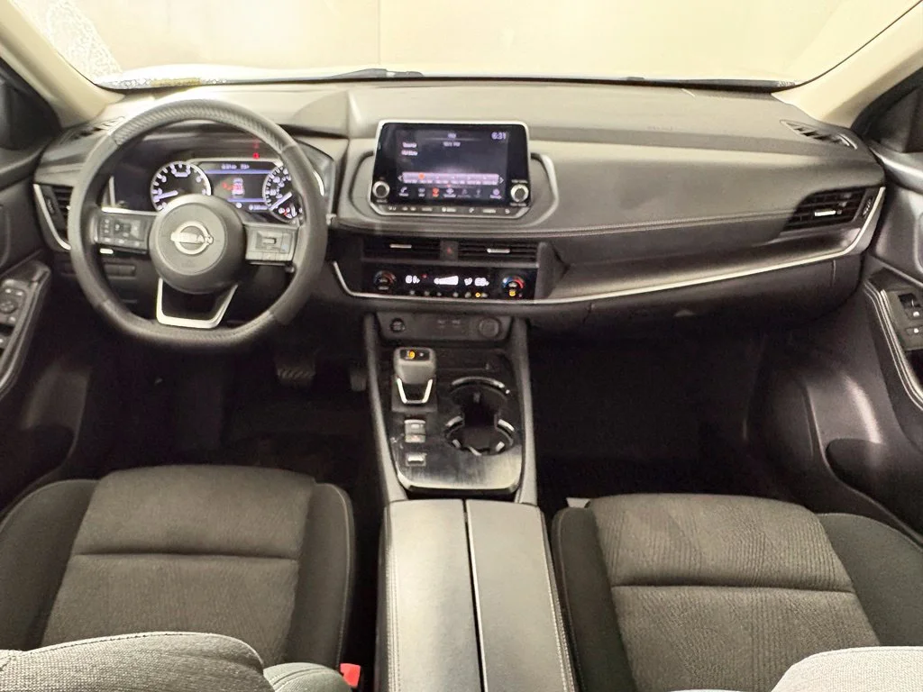 Used 2024 Silver Nissan SV image 39
