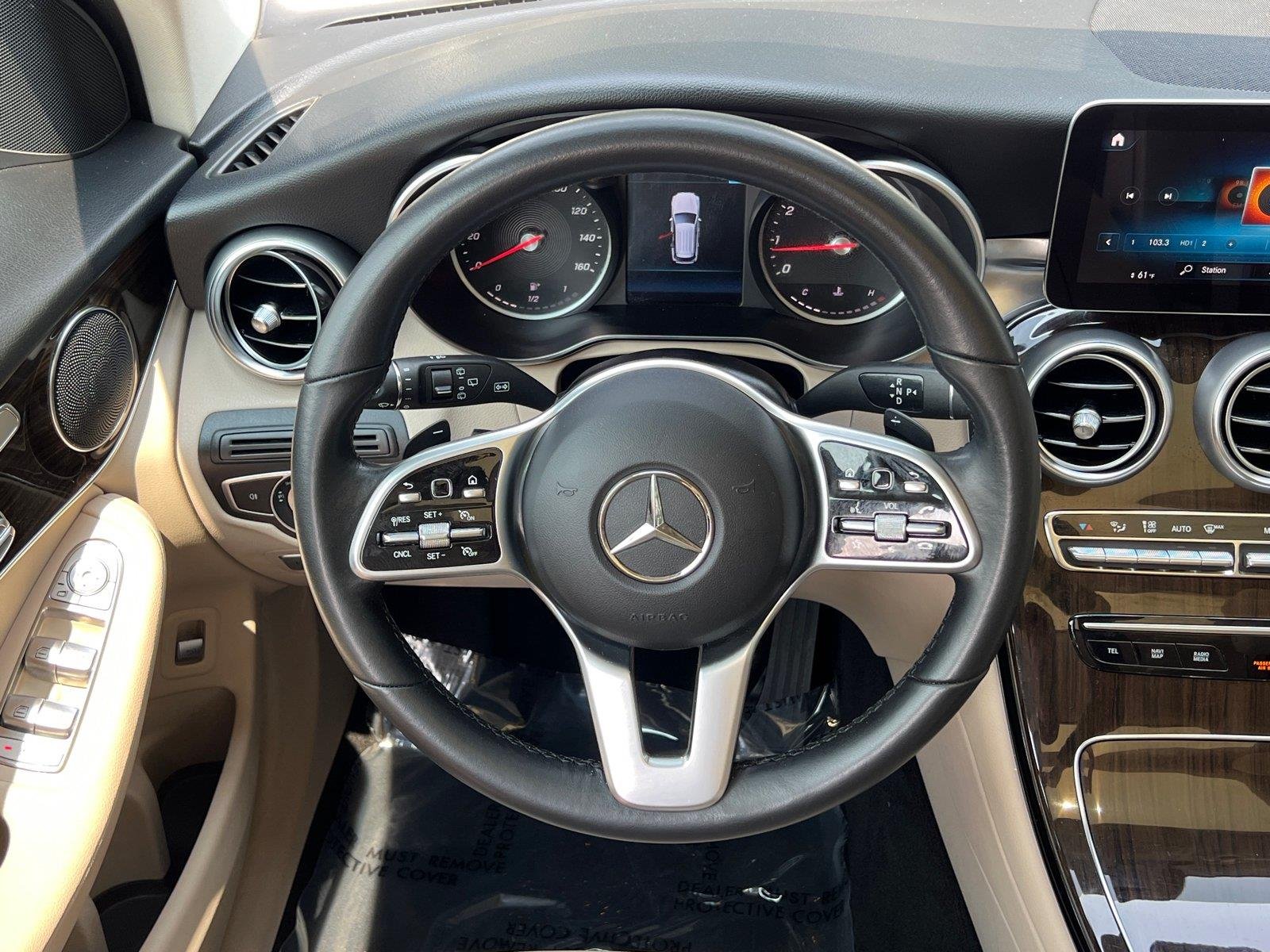 Used 2022 TAN Mercedes-Benz GLC 300 image 24