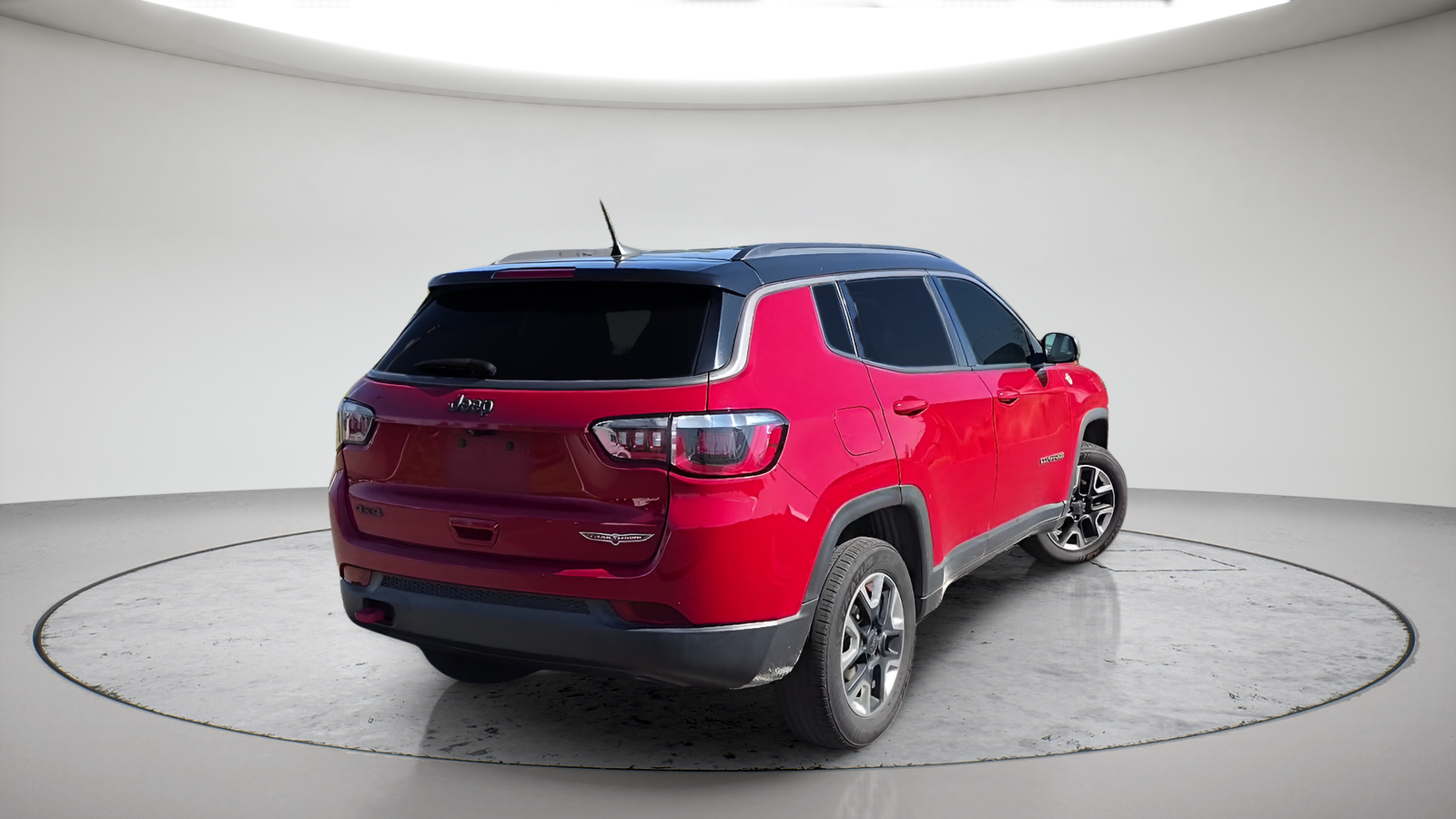 Used 2018 Redline Pearlcoat Jeep Trailhawk image 7